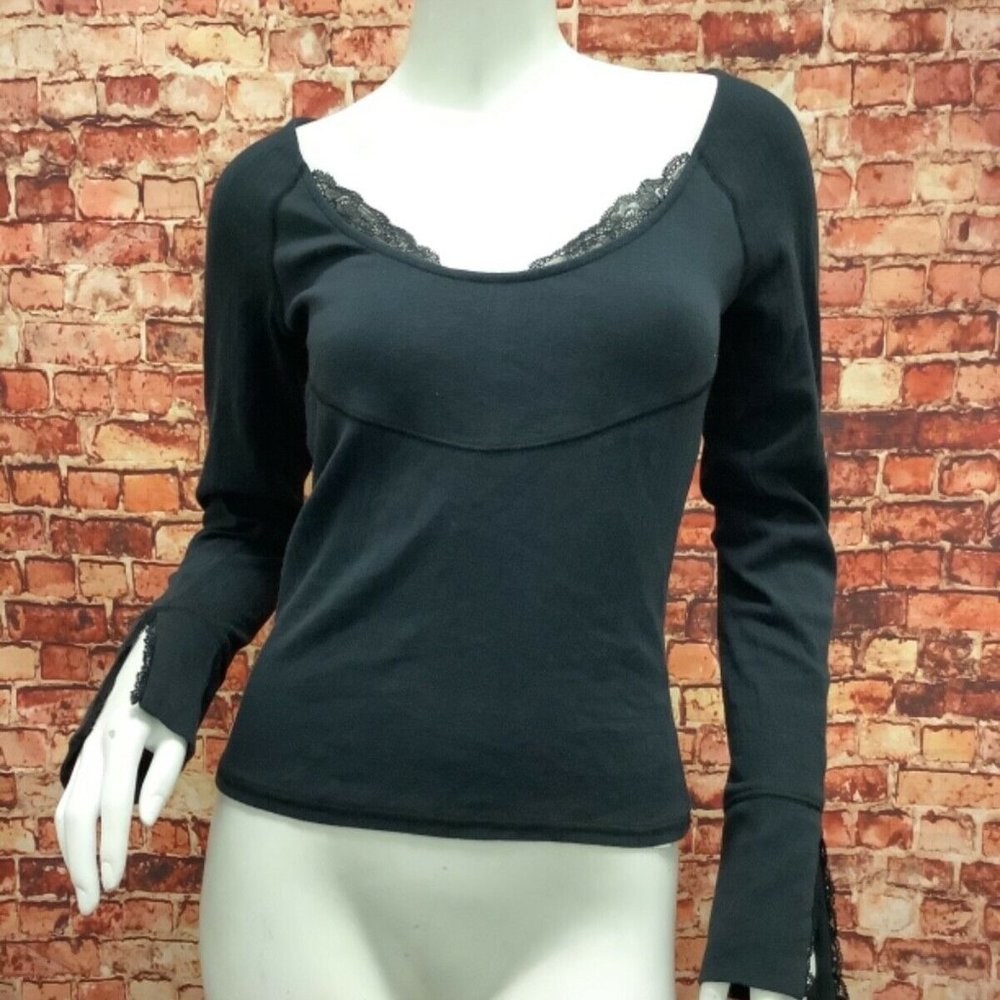 Free People Black Bit Neck Laced Top Blouse Croppe